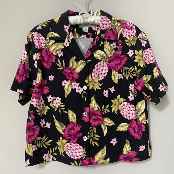 Tommy Bahama Tops - Tommy Bahama silk blend pineapple floral tropical print Hawaiian shirt size 4/6